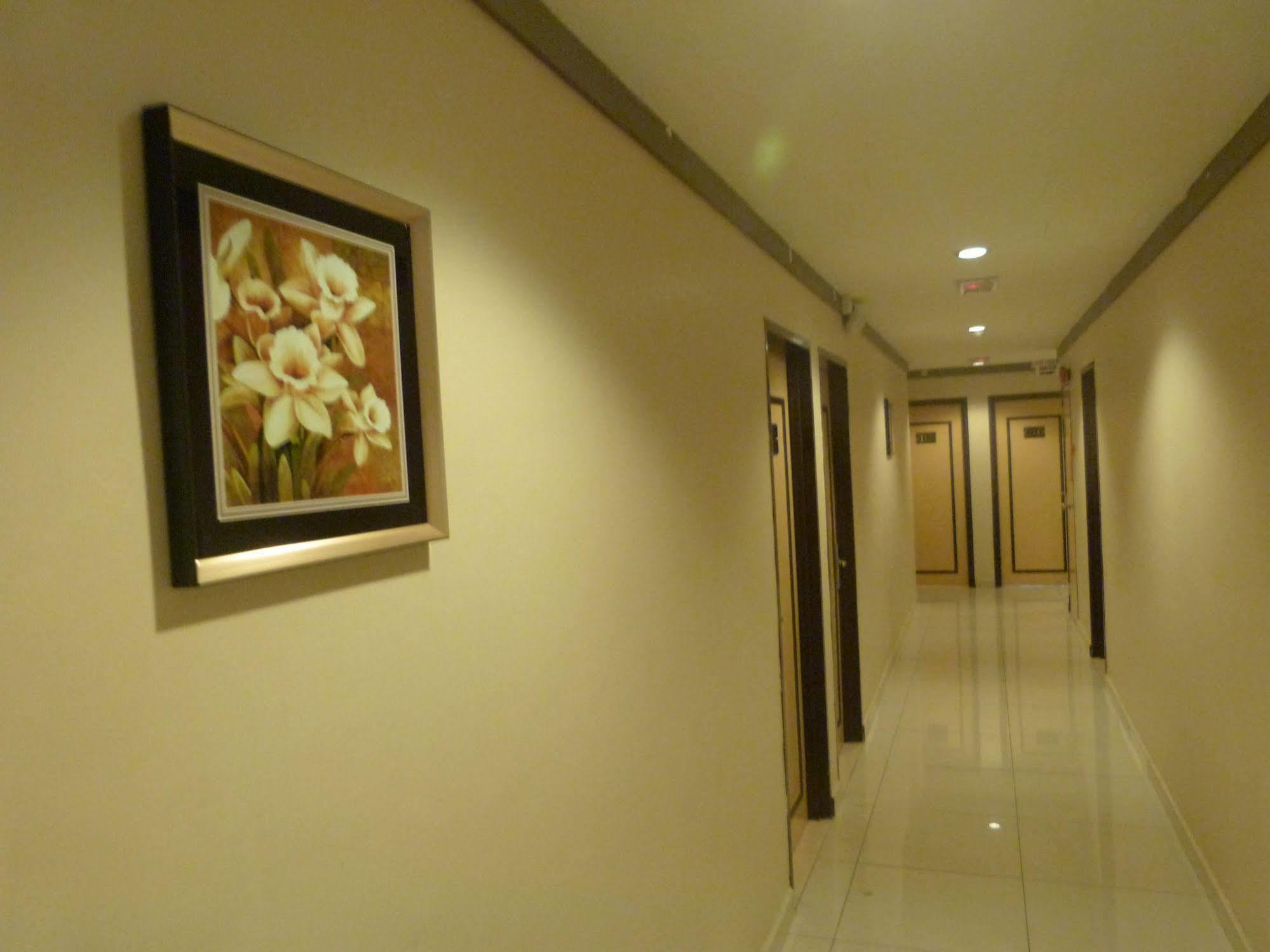 Aero Star Hotel Seremban Exterior foto